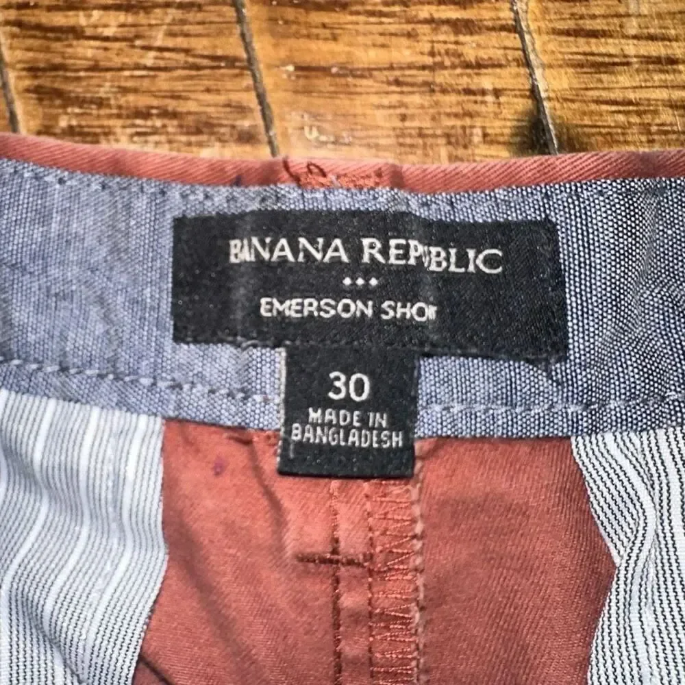 Banana Republic flat front rust Emerson 30 business casual shorts